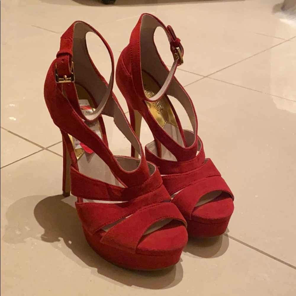 Shoes heels sandal